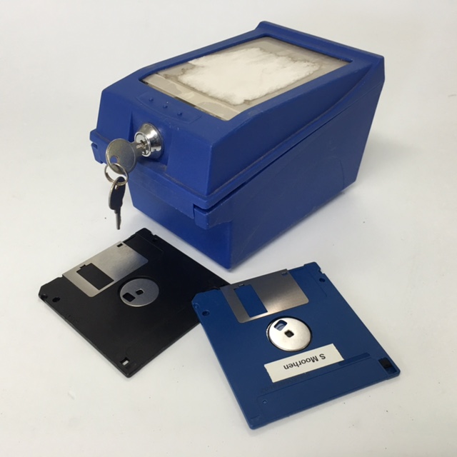 DISK FILE, Blue Box w Key